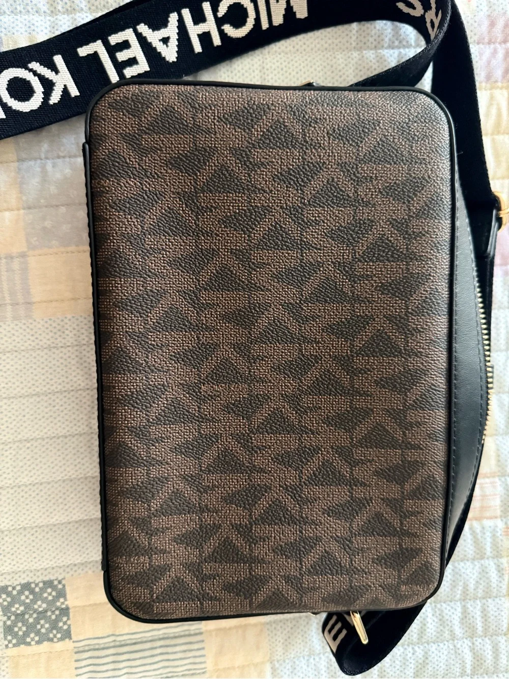 Michael Kors crossbody purse